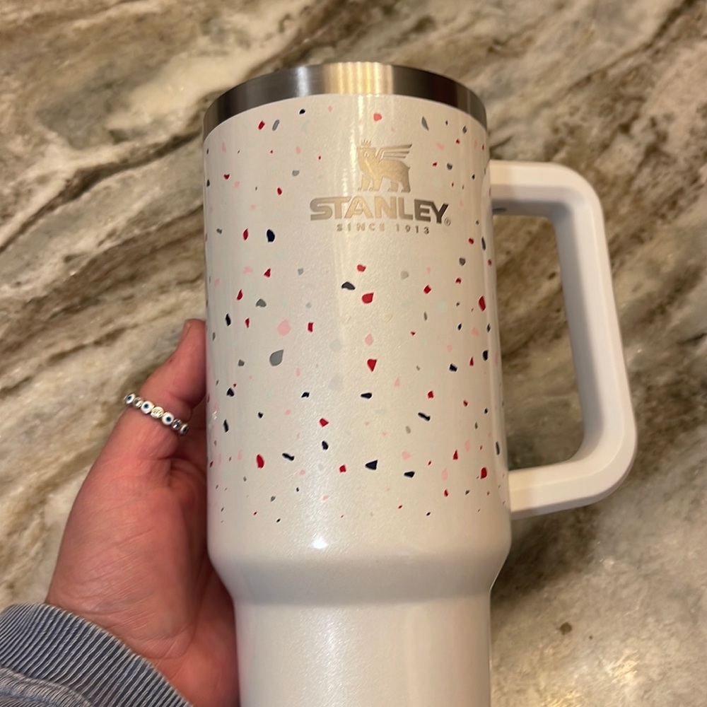 Stanley 40oz Quencher